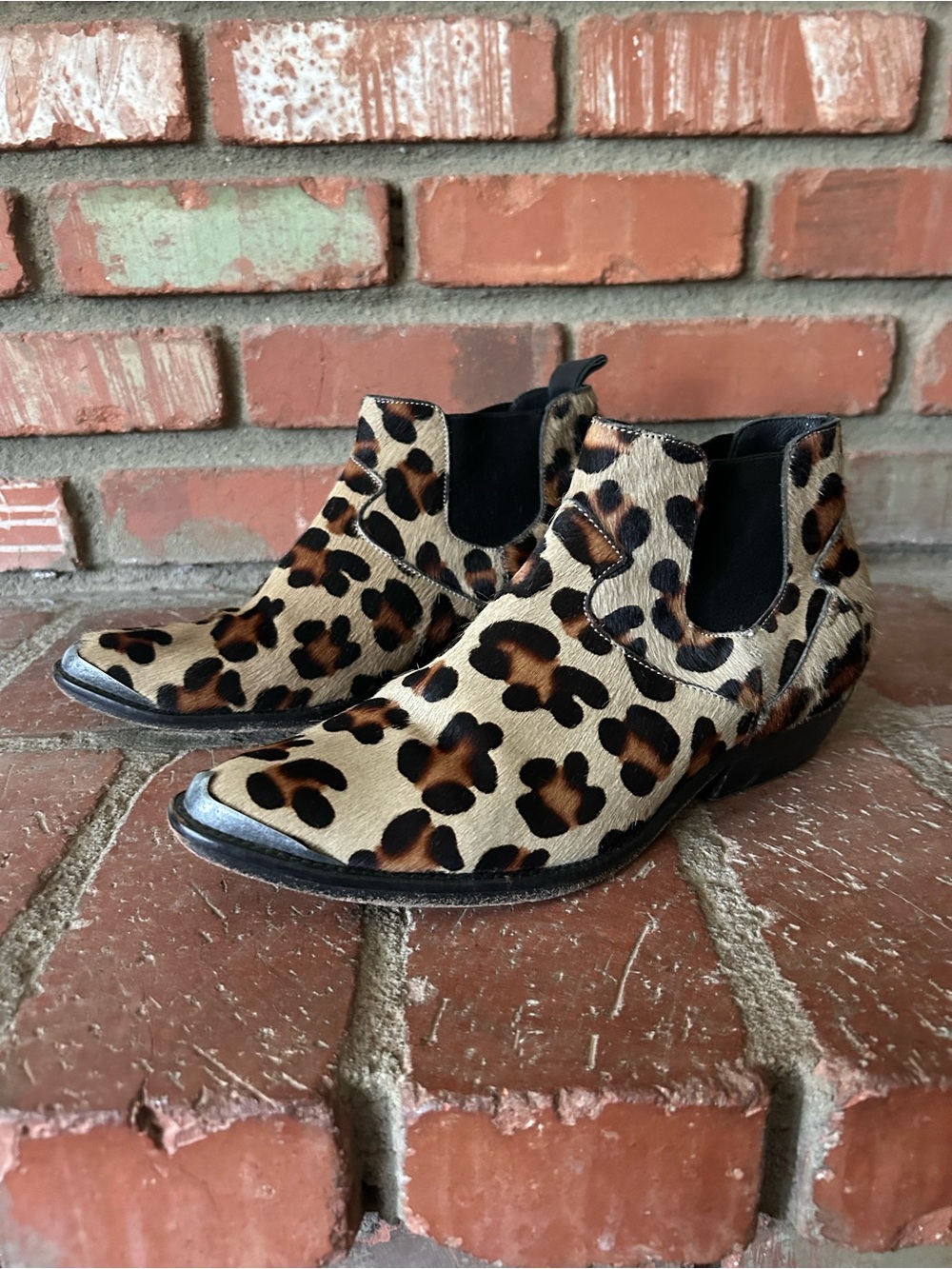 Zadig & Voltaire Thylana Leo Print Calf Hair Ankle Boots Sz 9